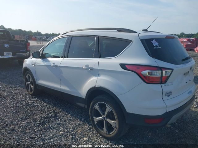 Photo 2 VIN: 1FMCU0GD9HUE20625 - FORD ESCAPE 