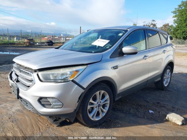 Photo 1 VIN: 1FMCU0GD9HUE39966 - FORD ESCAPE 