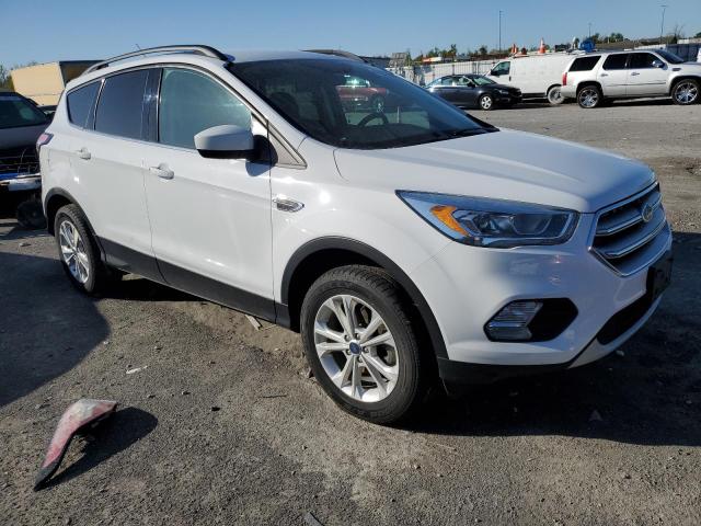 Photo 3 VIN: 1FMCU0GD9HUE69243 - FORD ESCAPE 