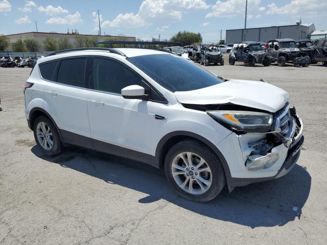 Photo 3 VIN: 1FMCU0GD9JUA43090 - FORD ESCAPE SE 