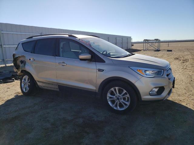 Photo 3 VIN: 1FMCU0GD9JUA56874 - FORD ESCAPE SE 