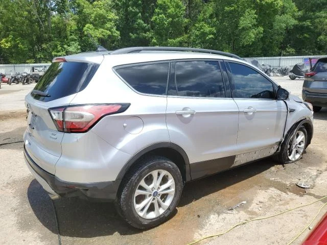 Photo 2 VIN: 1FMCU0GD9JUA60780 - FORD ESCAPE SE 