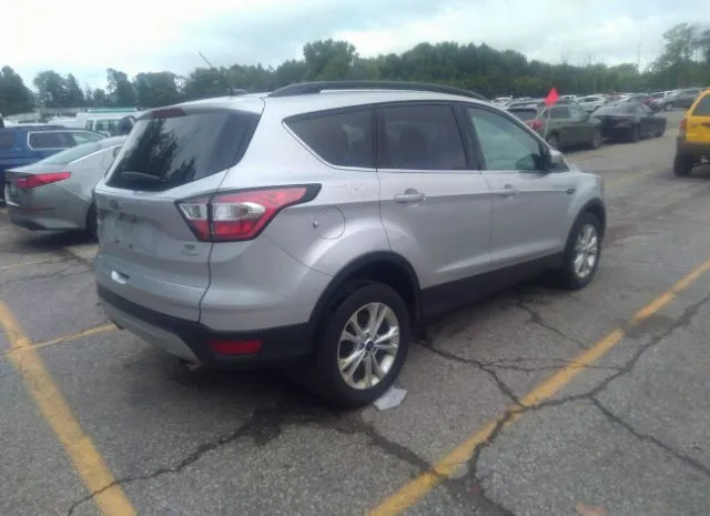 Photo 3 VIN: 1FMCU0GD9JUA90751 - FORD ESCAPE 