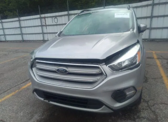 Photo 5 VIN: 1FMCU0GD9JUA90751 - FORD ESCAPE 