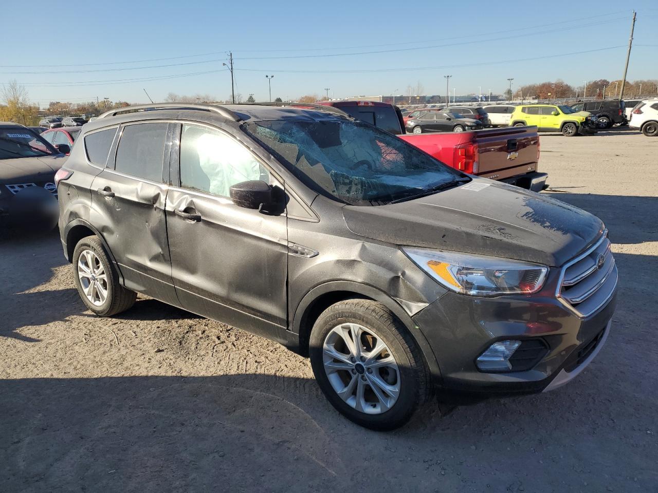 Photo 3 VIN: 1FMCU0GD9JUA92709 - FORD ESCAPE 