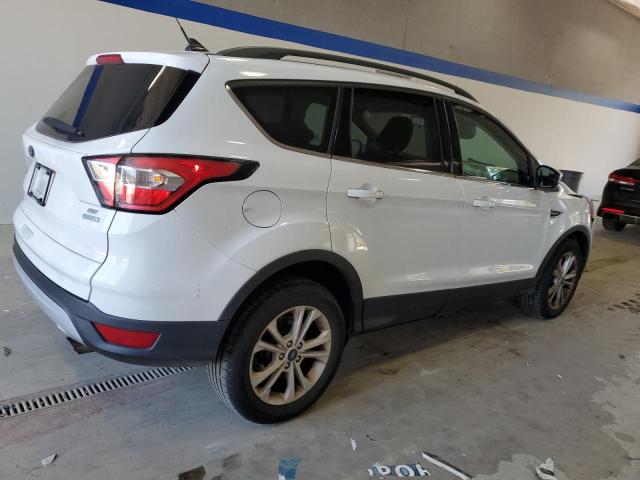 Photo 2 VIN: 1FMCU0GD9JUC03842 - FORD ESCAPE SE 