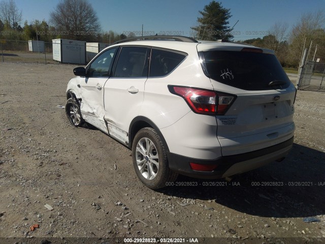 Photo 2 VIN: 1FMCU0GD9JUC77035 - FORD ESCAPE 