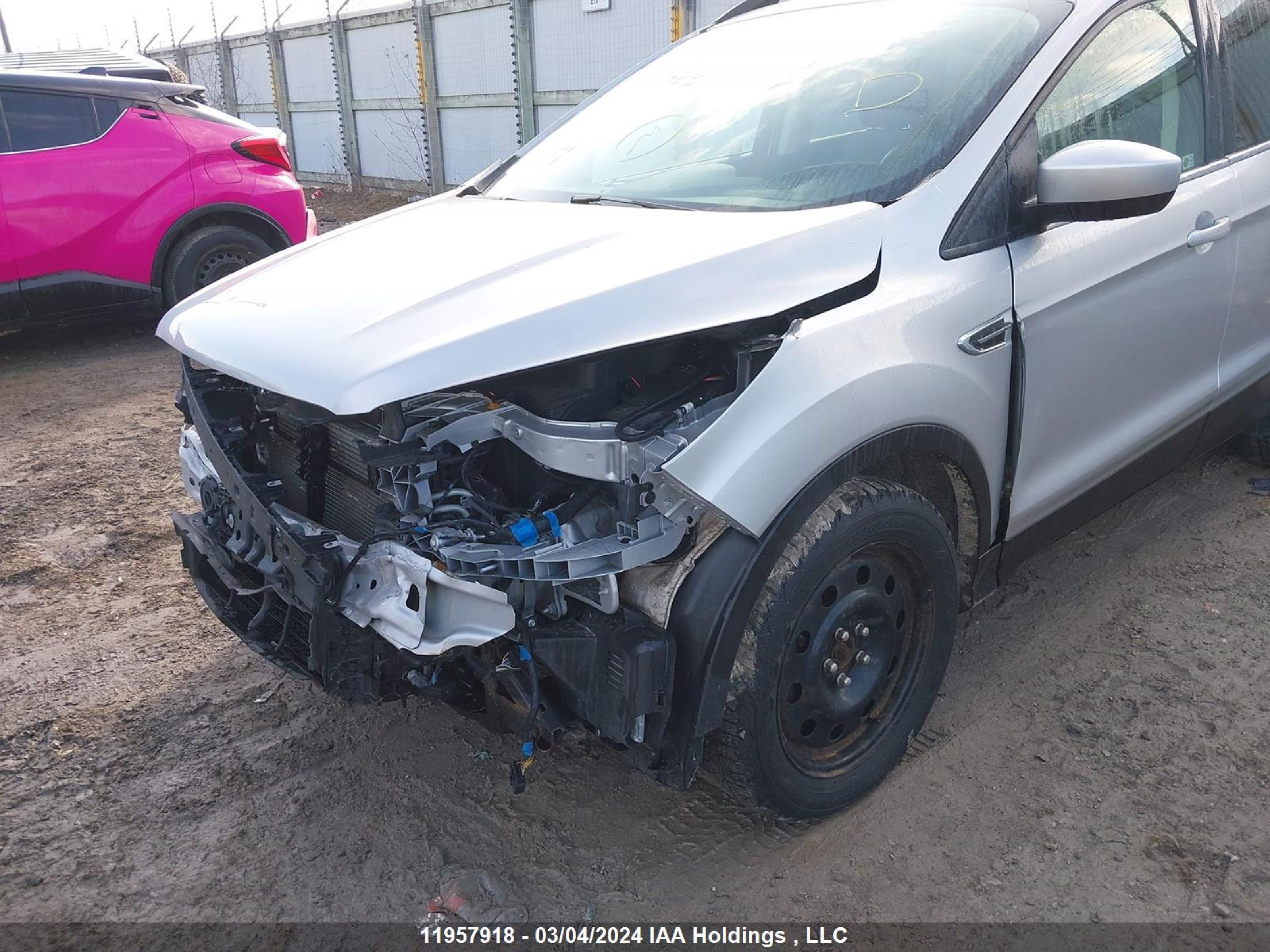 Photo 5 VIN: 1FMCU0GD9JUC97933 - FORD ESCAPE 