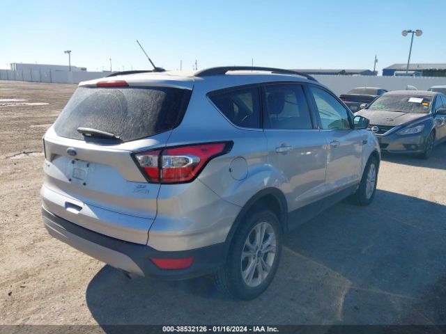 Photo 3 VIN: 1FMCU0GD9JUD00376 - FORD ESCAPE 