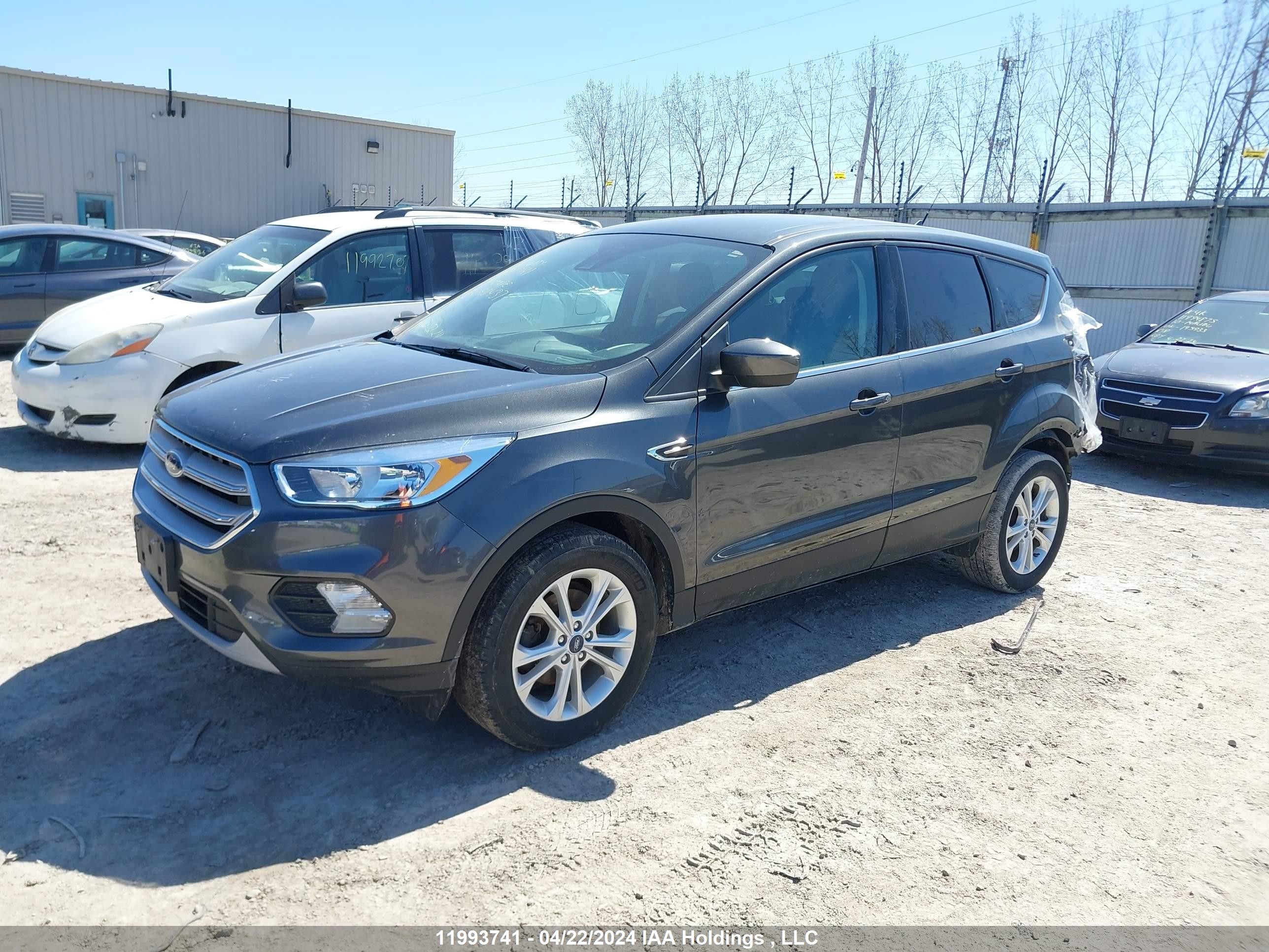 Photo 1 VIN: 1FMCU0GD9KUC58437 - FORD ESCAPE 