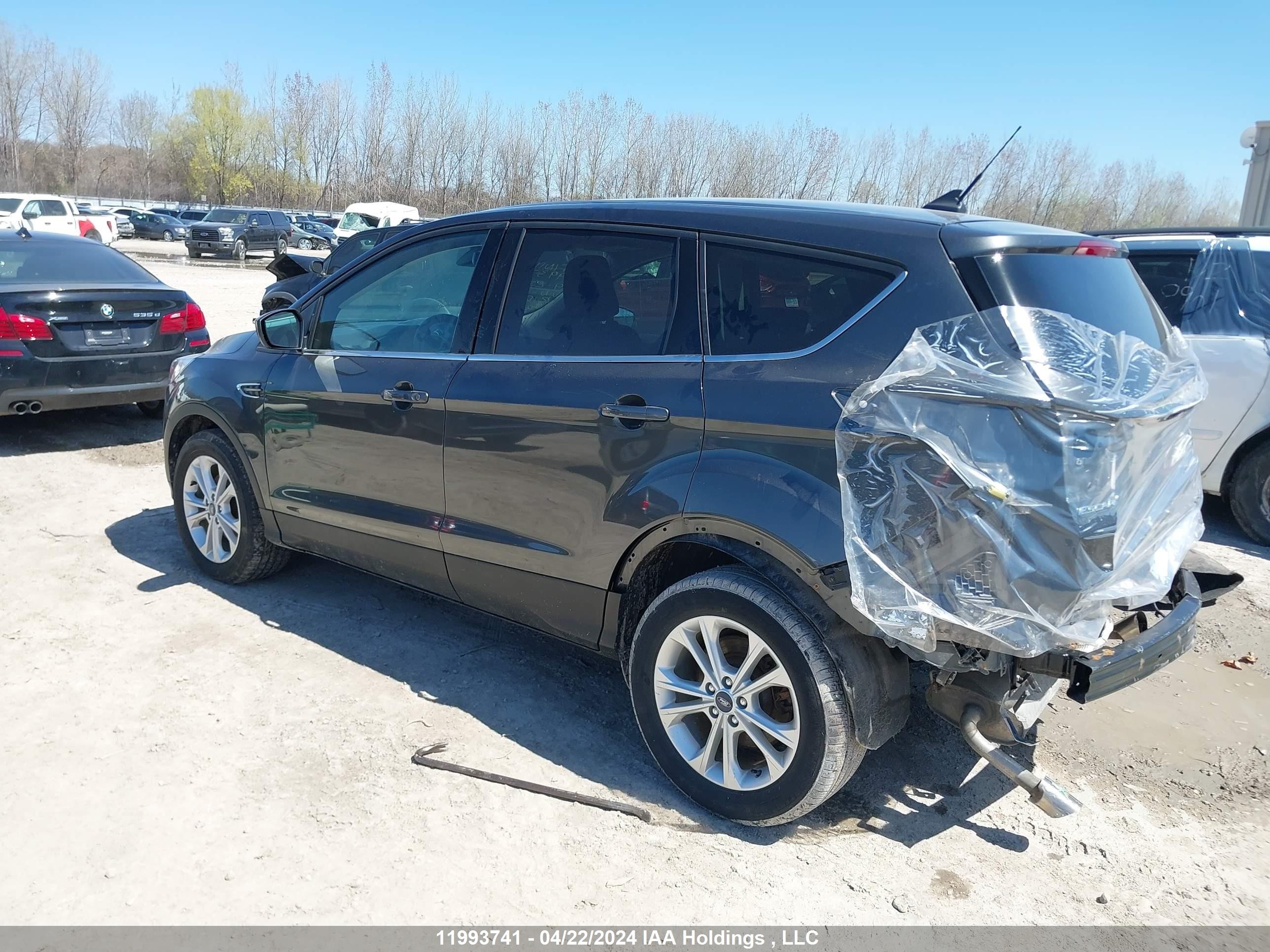 Photo 13 VIN: 1FMCU0GD9KUC58437 - FORD ESCAPE 