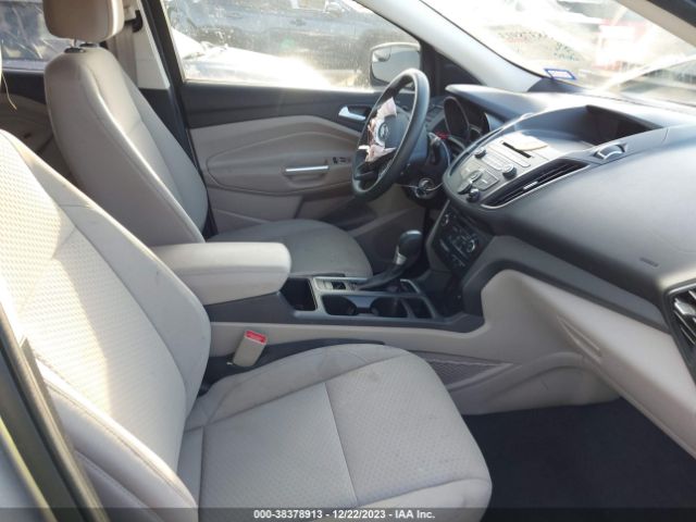 Photo 4 VIN: 1FMCU0GDXHUA54058 - FORD ESCAPE 