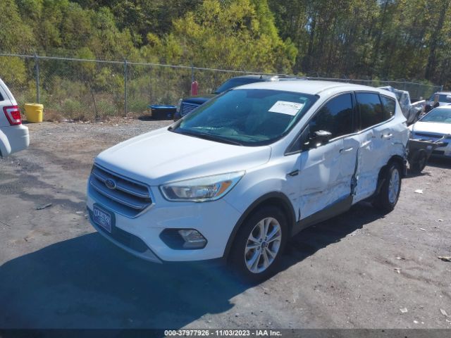 Photo 1 VIN: 1FMCU0GDXHUA75671 - FORD ESCAPE 