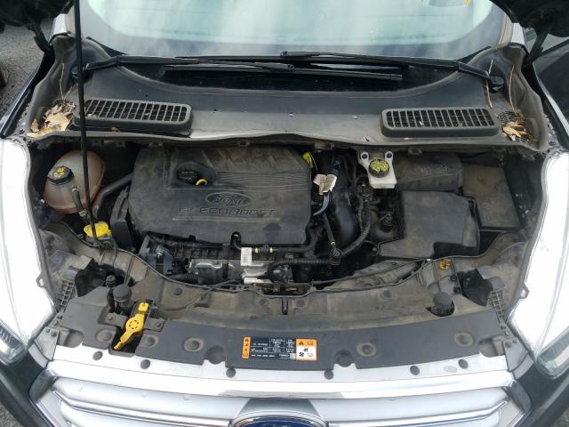 Photo 6 VIN: 1FMCU0GDXHUB08930 - FORD ESCAPE SE 