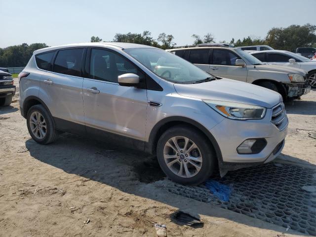 Photo 3 VIN: 1FMCU0GDXHUB64723 - FORD ESCAPE SE 