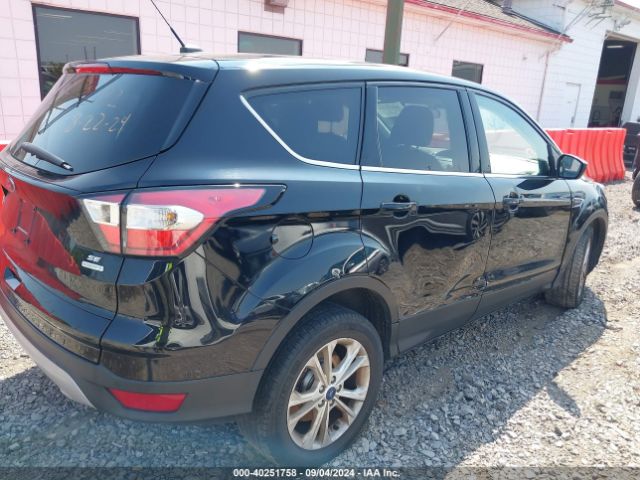 Photo 3 VIN: 1FMCU0GDXHUC55572 - FORD ESCAPE 