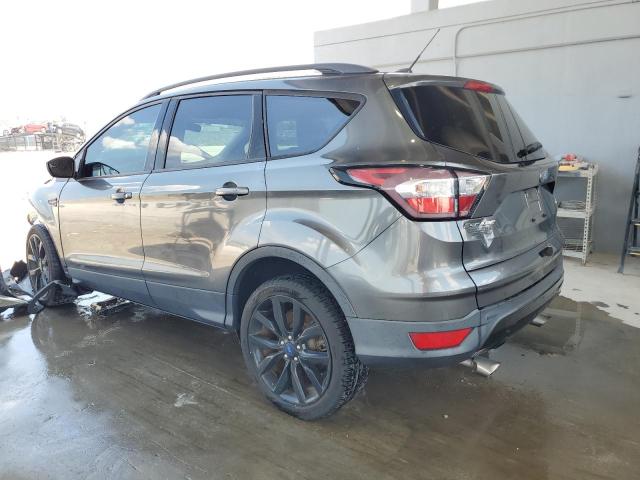 Photo 1 VIN: 1FMCU0GDXHUC84618 - FORD ESCAPE 