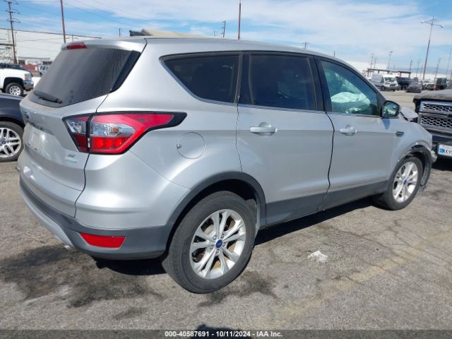 Photo 3 VIN: 1FMCU0GDXHUC88068 - FORD ESCAPE 