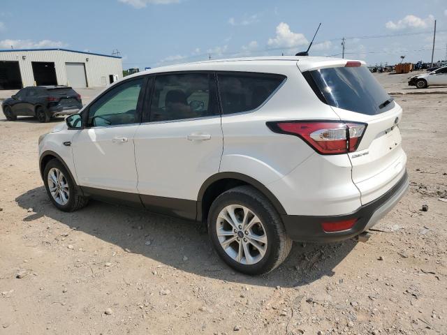 Photo 1 VIN: 1FMCU0GDXHUD38953 - FORD ESCAPE SE 