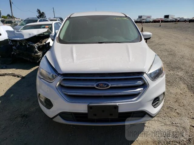 Photo 4 VIN: 1FMCU0GDXHUE55688 - FORD ESCAPE 