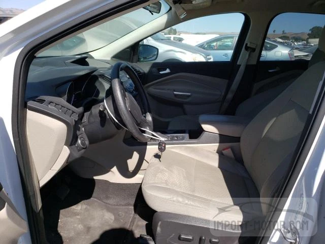 Photo 6 VIN: 1FMCU0GDXHUE55688 - FORD ESCAPE 