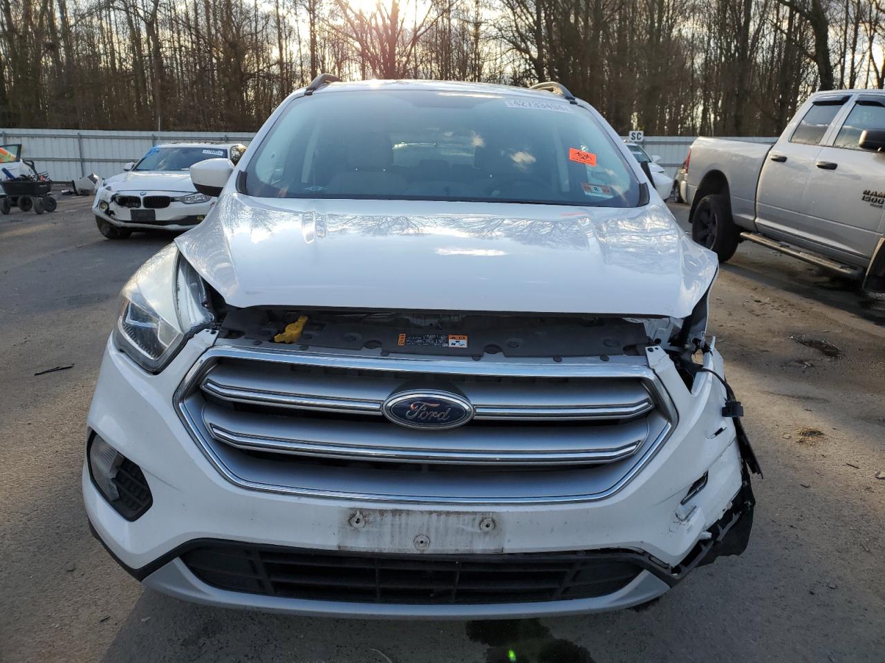 Photo 4 VIN: 1FMCU0GDXHUE62866 - FORD ESCAPE 