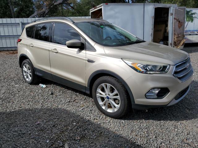 Photo 3 VIN: 1FMCU0GDXHUE65430 - FORD ESCAPE SE 