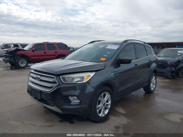 Photo 1 VIN: 1FMCU0GDXJUA73375 - FORD ESCAPE 