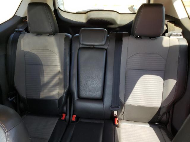 Photo 9 VIN: 1FMCU0GDXJUA75949 - FORD ESCAPE SE 