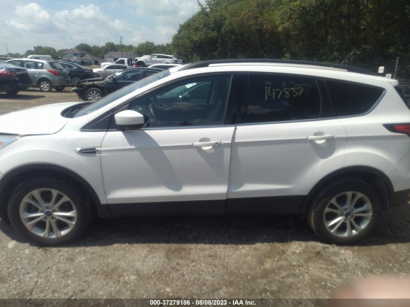 Photo 13 VIN: 1FMCU0GDXJUB46048 - FORD ESCAPE 