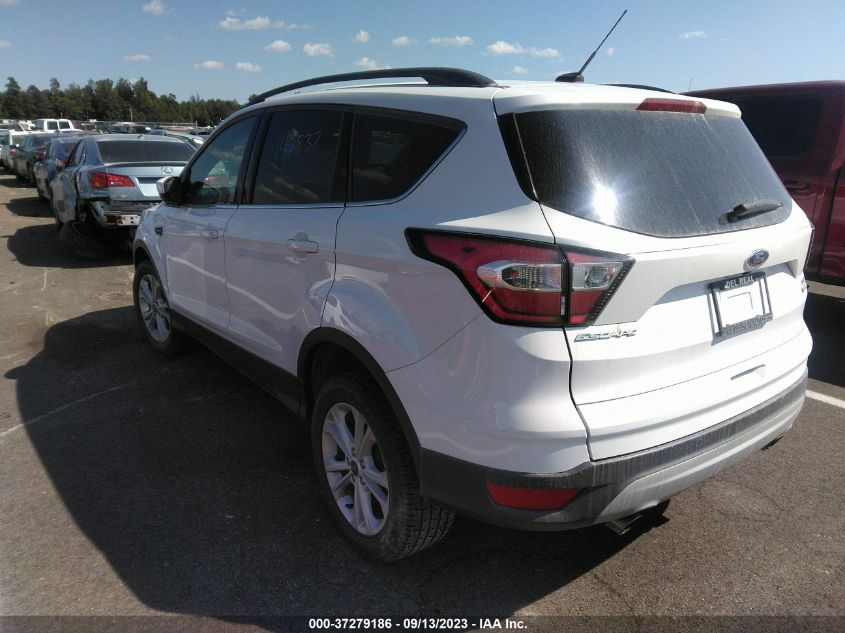 Photo 2 VIN: 1FMCU0GDXJUB46048 - FORD ESCAPE 