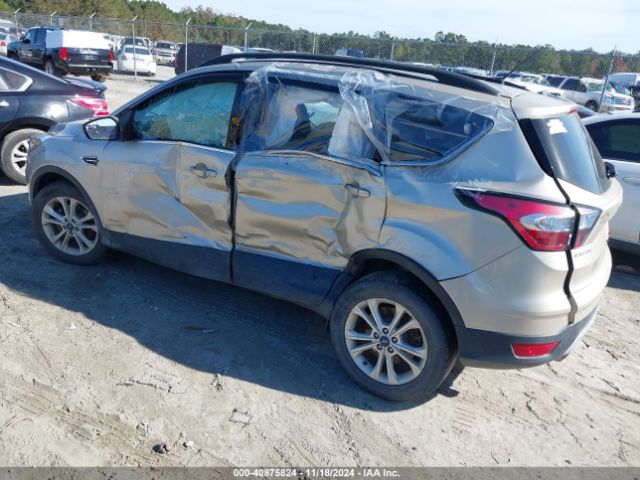 Photo 2 VIN: 1FMCU0GDXJUB75047 - FORD ESCAPE 