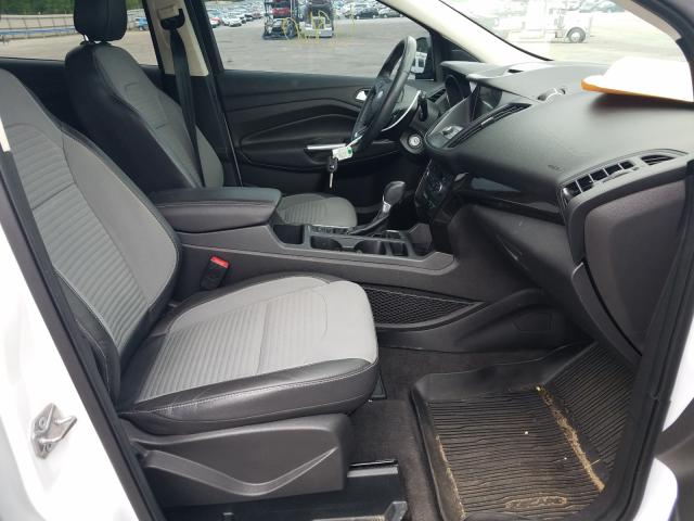 Photo 4 VIN: 1FMCU0GDXJUC06720 - FORD ESCAPE SE 