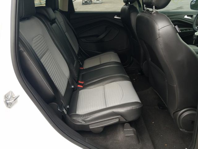 Photo 5 VIN: 1FMCU0GDXJUC06720 - FORD ESCAPE SE 