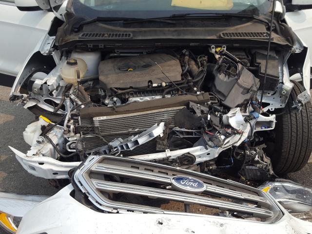 Photo 6 VIN: 1FMCU0GDXJUC11674 - FORD ESCAPE SE 