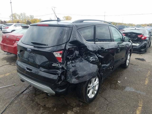 Photo 3 VIN: 1FMCU0GDXJUD18241 - FORD ESCAPE 