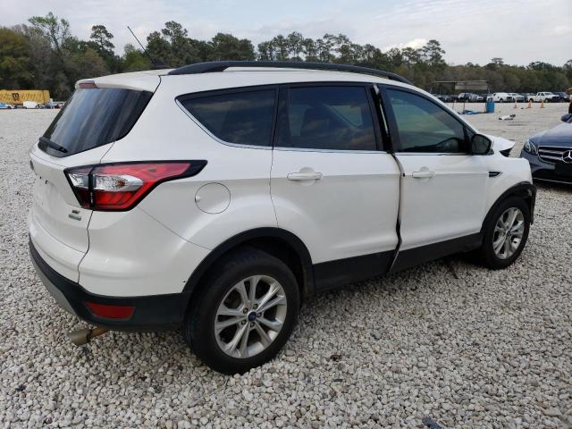 Photo 2 VIN: 1FMCU0GDXJUD43365 - FORD ESCAPE SE 