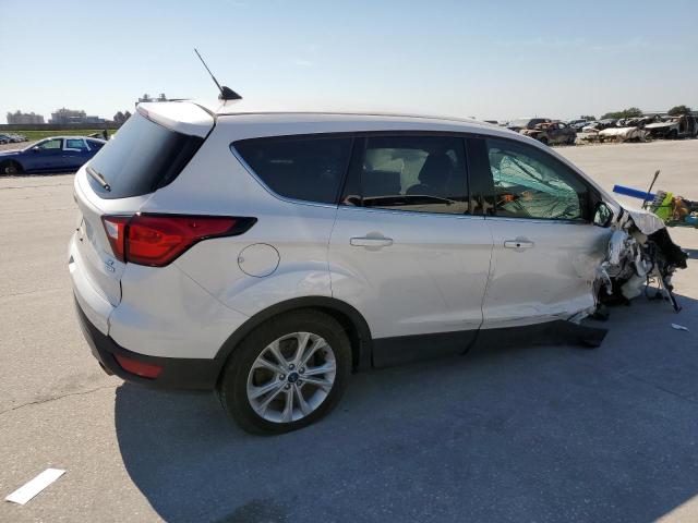 Photo 2 VIN: 1FMCU0GDXKUA14182 - FORD ESCAPE SE 