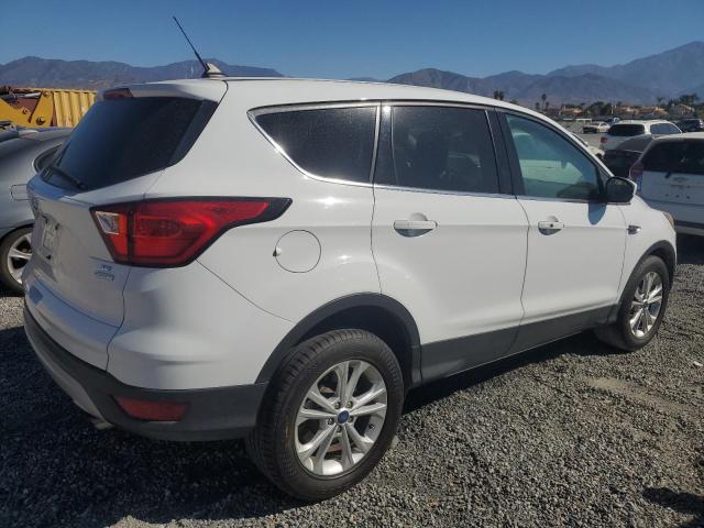 Photo 2 VIN: 1FMCU0GDXKUA20256 - FORD ESCAPE SE 