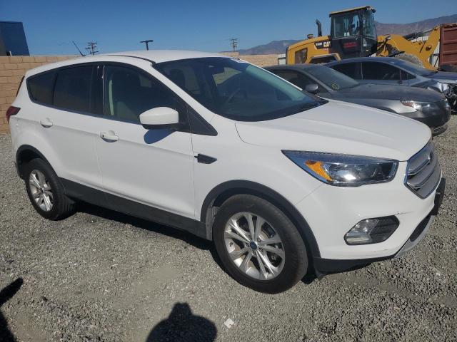 Photo 3 VIN: 1FMCU0GDXKUA20256 - FORD ESCAPE SE 