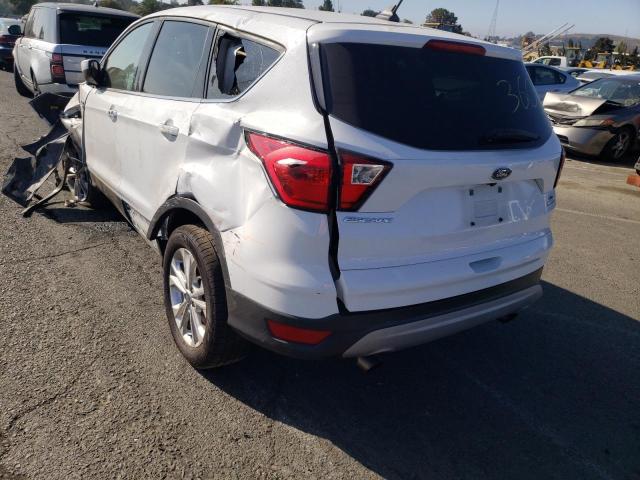 Photo 2 VIN: 1FMCU0GDXKUB10068 - FORD ESCAPE SE 