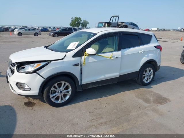 Photo 1 VIN: 1FMCU0GDXKUB65491 - FORD ESCAPE 