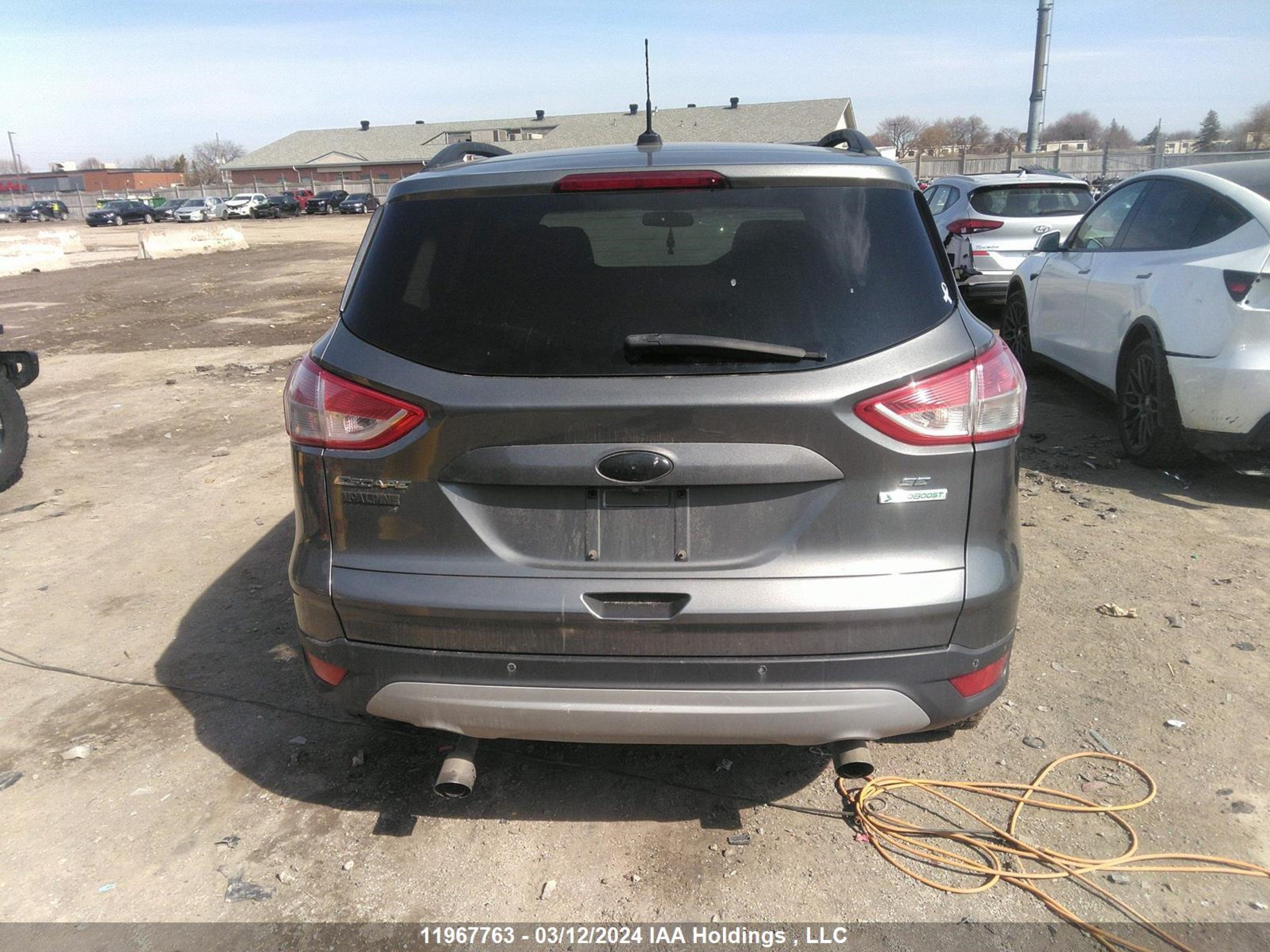 Photo 15 VIN: 1FMCU0GX0EUD03957 - FORD ESCAPE 