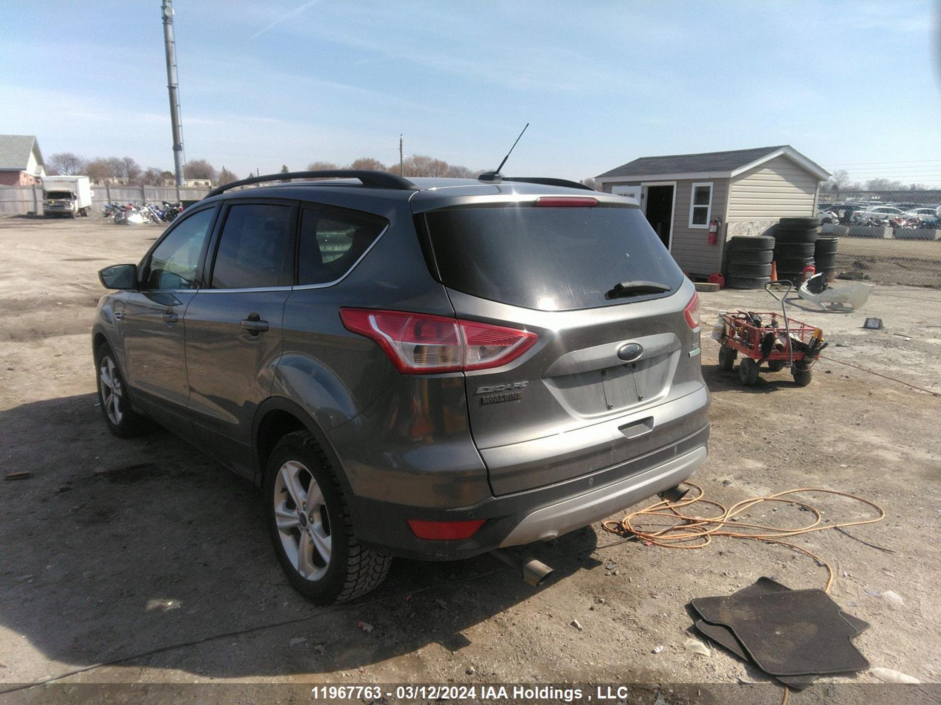 Photo 2 VIN: 1FMCU0GX0EUD03957 - FORD ESCAPE 