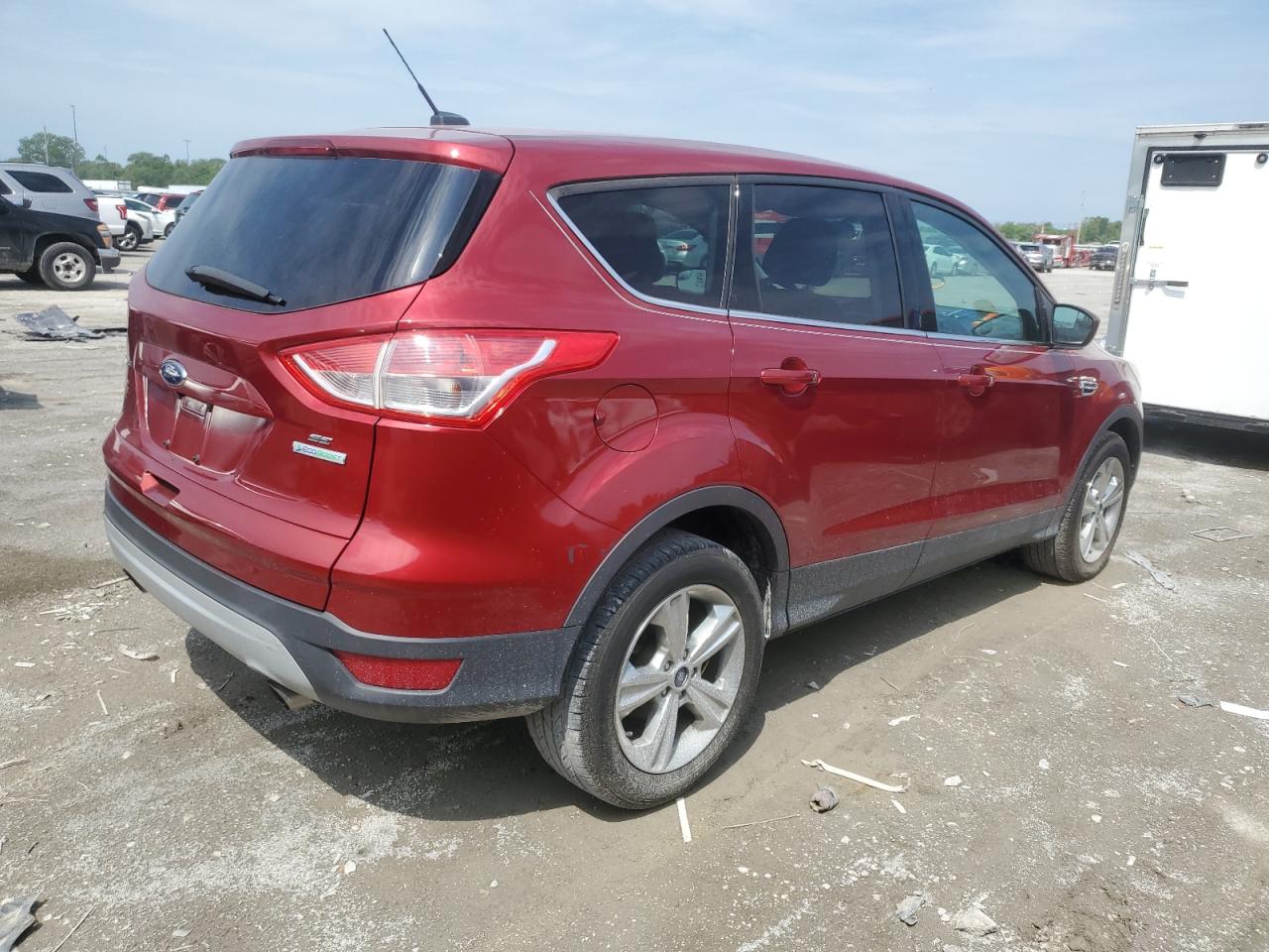 Photo 2 VIN: 1FMCU0GX0FUA12246 - FORD ESCAPE 