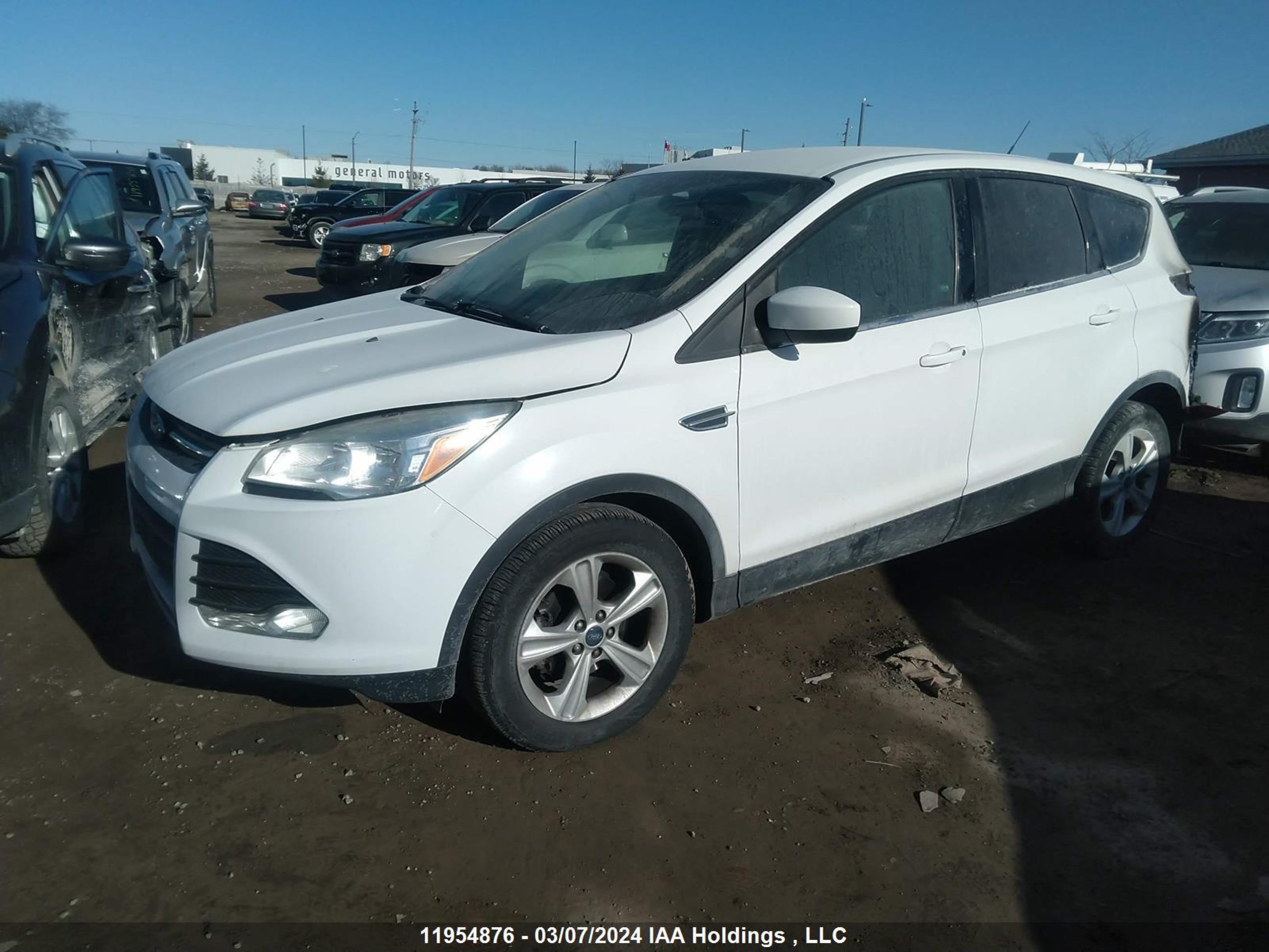 Photo 1 VIN: 1FMCU0GX0FUC16514 - FORD ESCAPE 