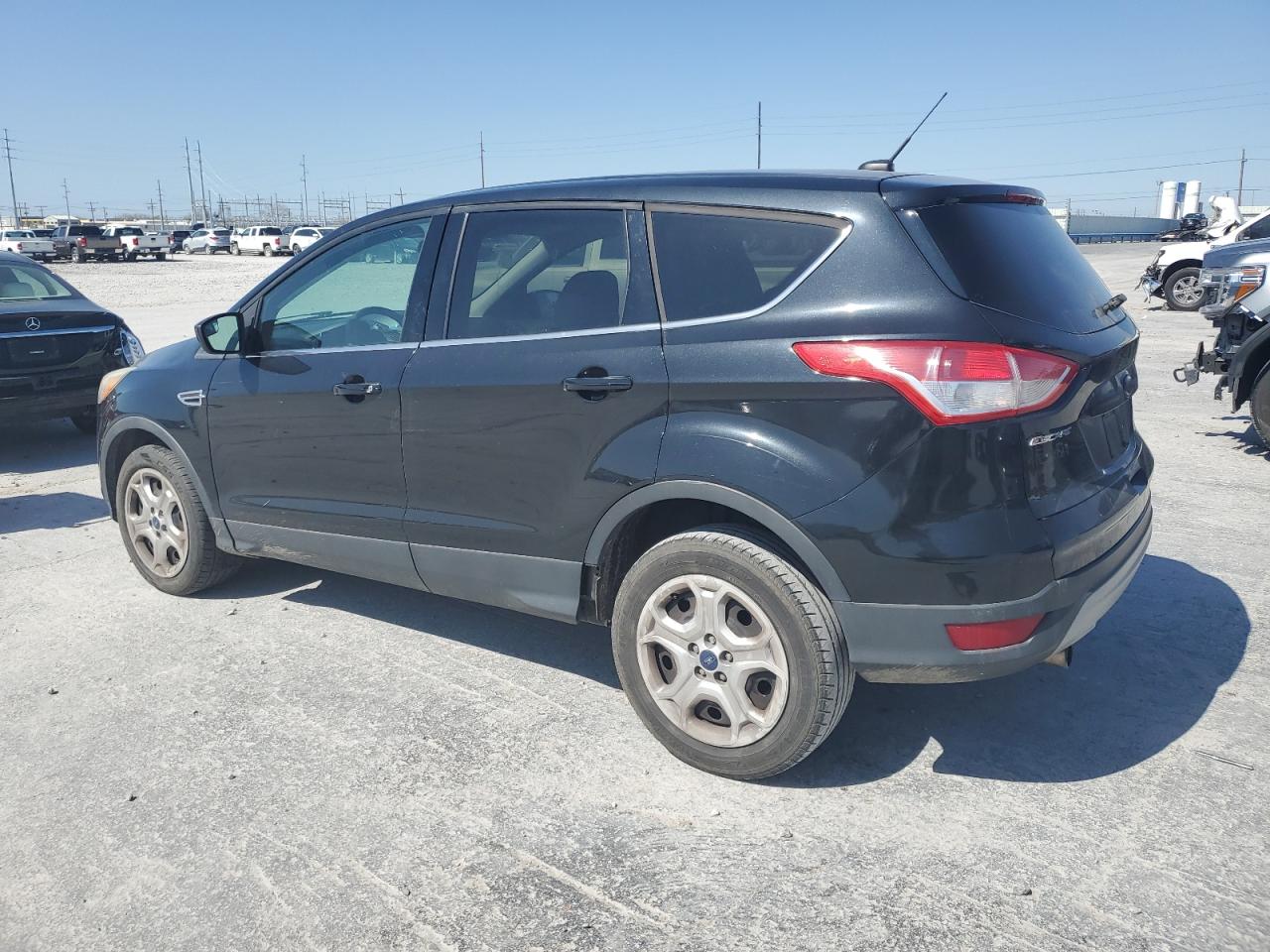 Photo 1 VIN: 1FMCU0GX1DUB50942 - FORD ESCAPE 