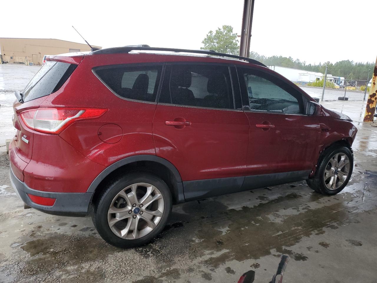 Photo 2 VIN: 1FMCU0GX1DUC09150 - FORD ESCAPE 