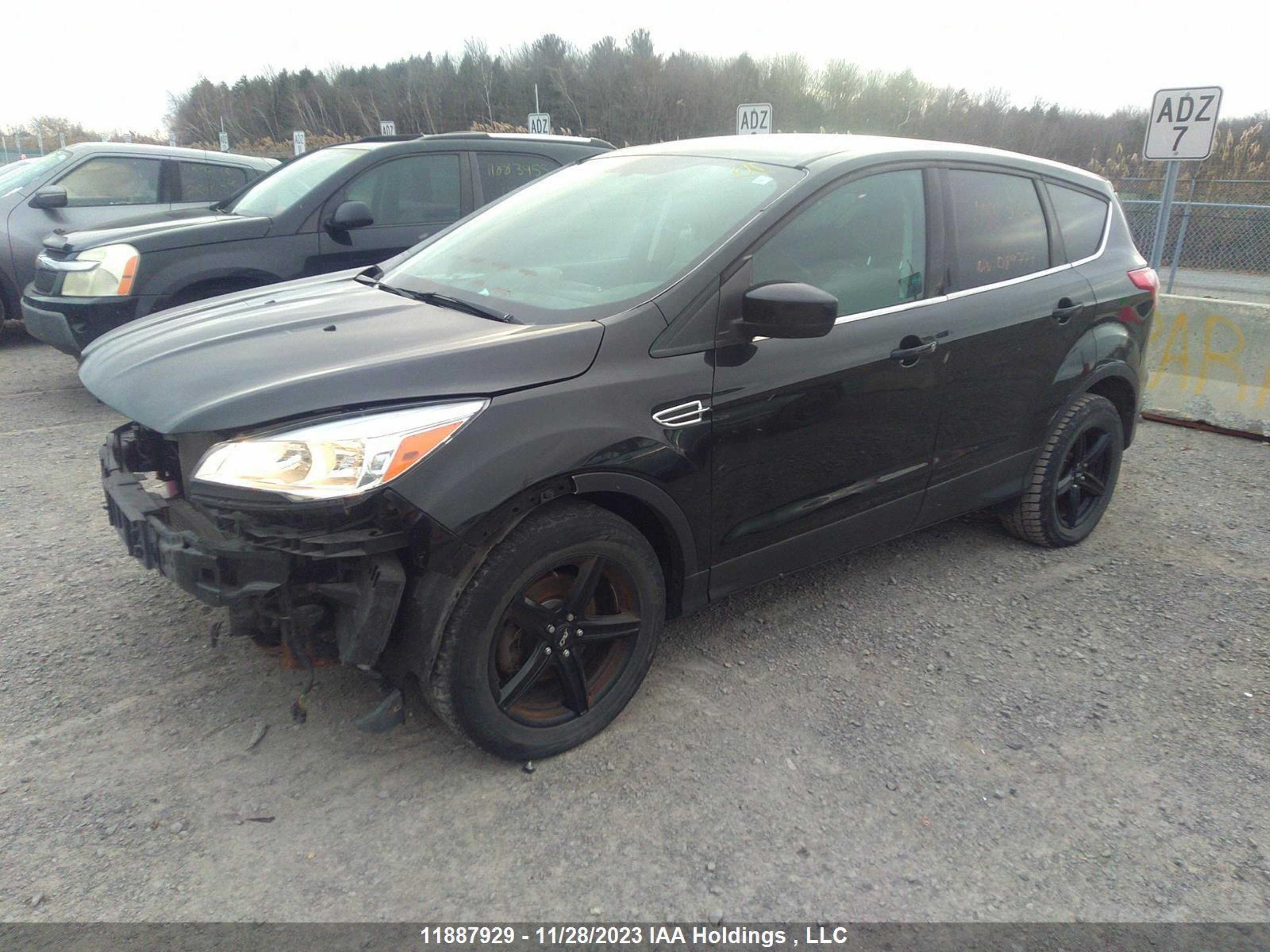 Photo 1 VIN: 1FMCU0GX1DUD89777 - FORD ESCAPE 