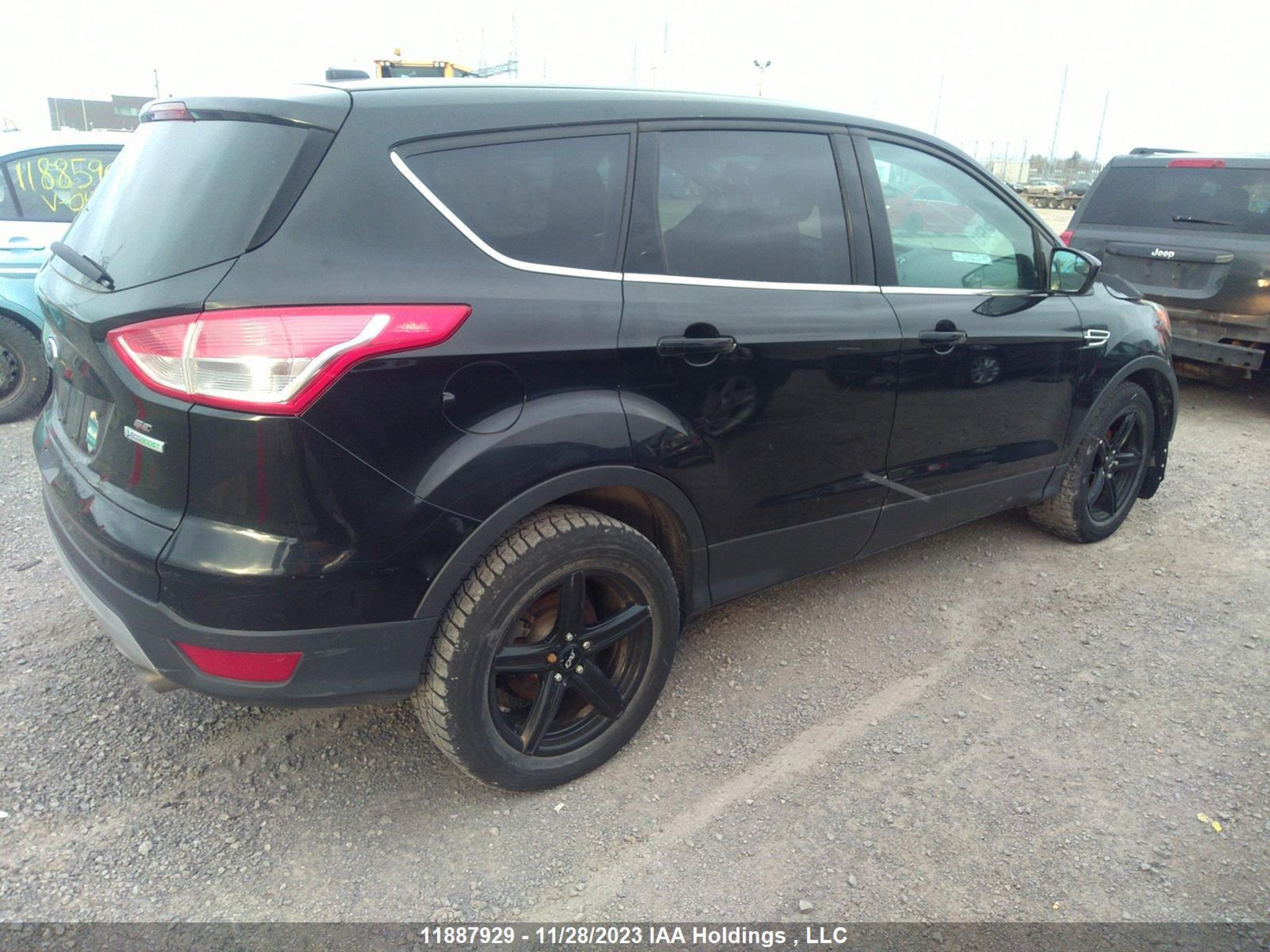 Photo 3 VIN: 1FMCU0GX1DUD89777 - FORD ESCAPE 